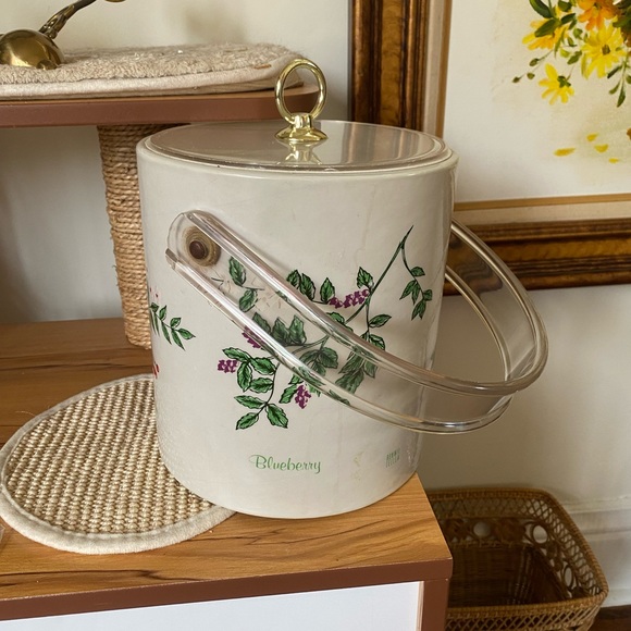 vintage lucite bonwit teller berry ice bucket - Picture 2 of 5